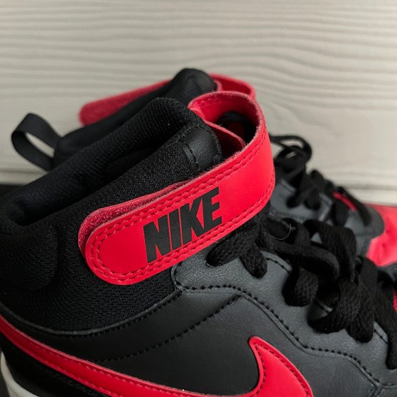 Nike Kids Sneakers - Black and Red - Picture 9 of 11